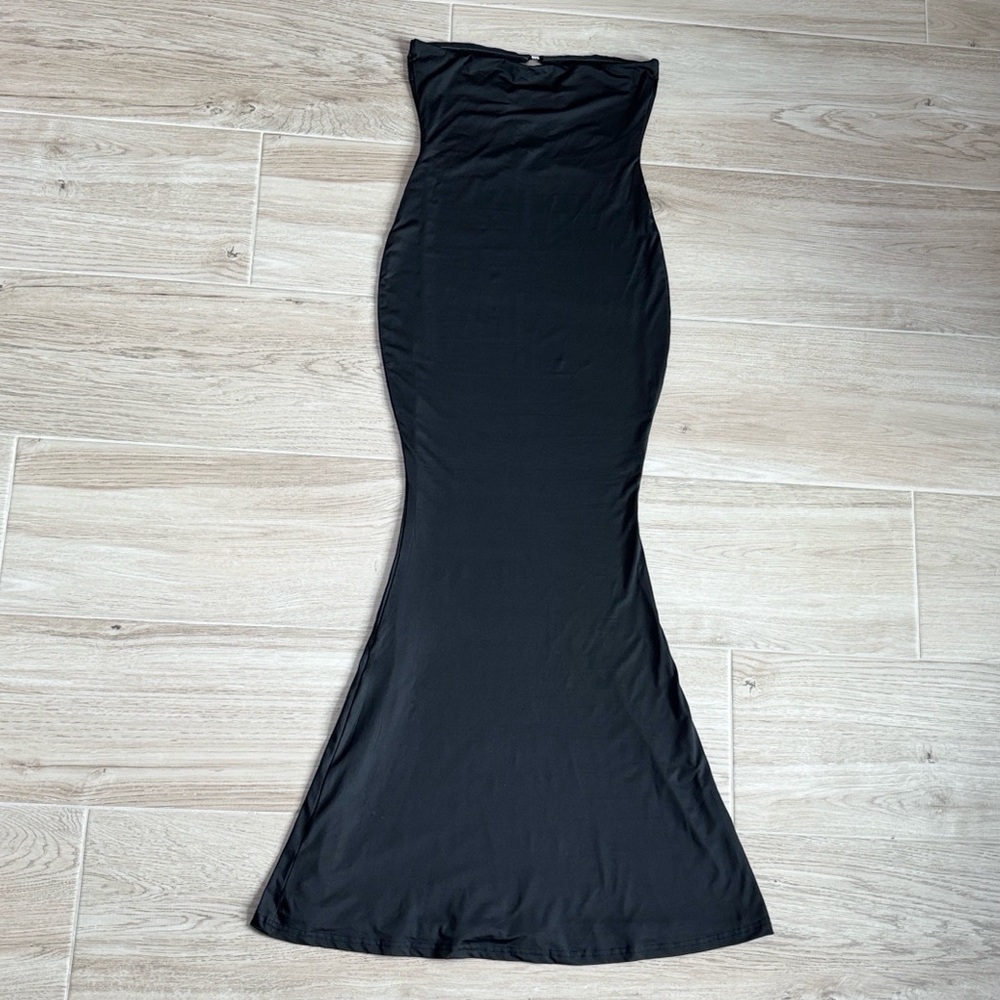 Thatssofetch Miami Maxi Mermaid Fitted Black Dress - image 8